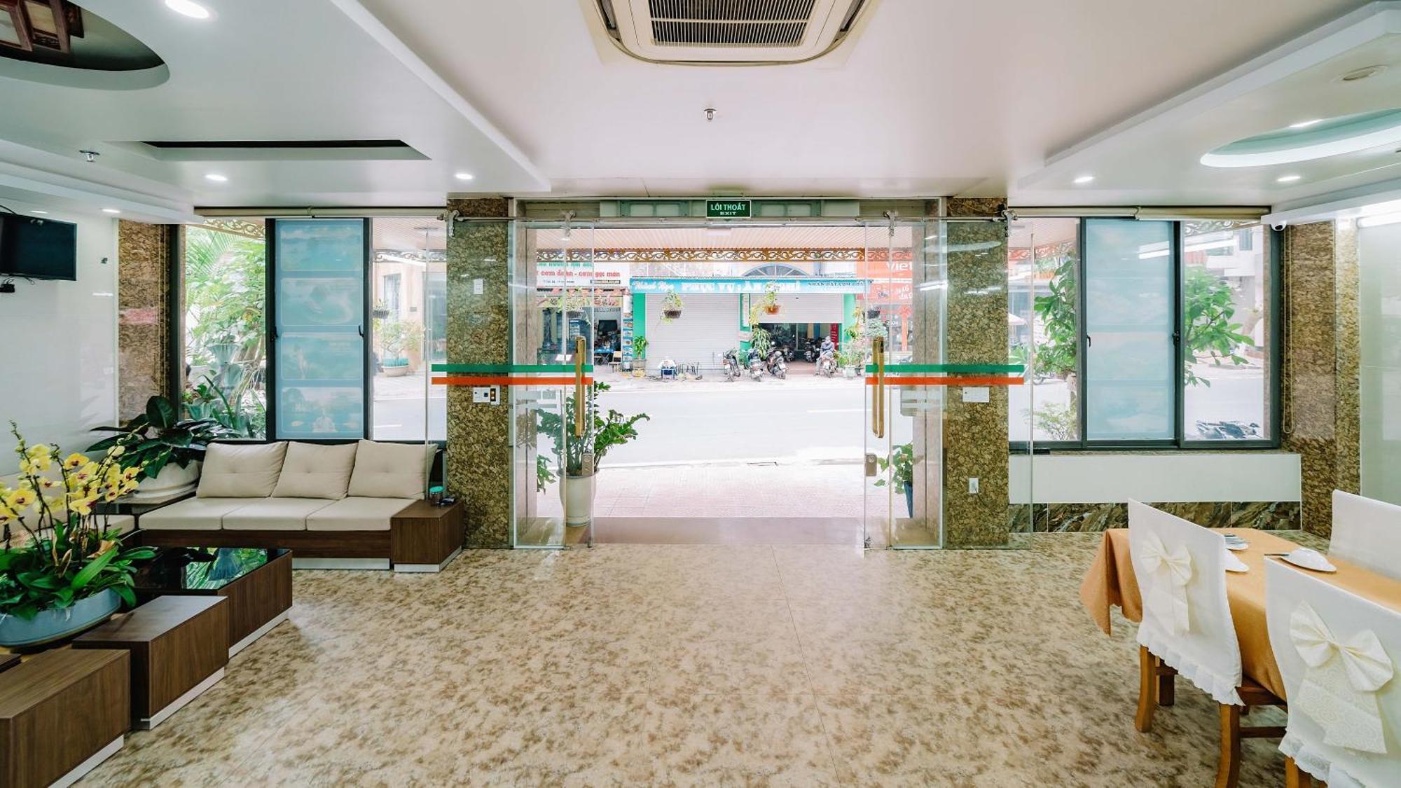 Phuong Dong Hotel Dong Khe Sau Zewnętrze zdjęcie